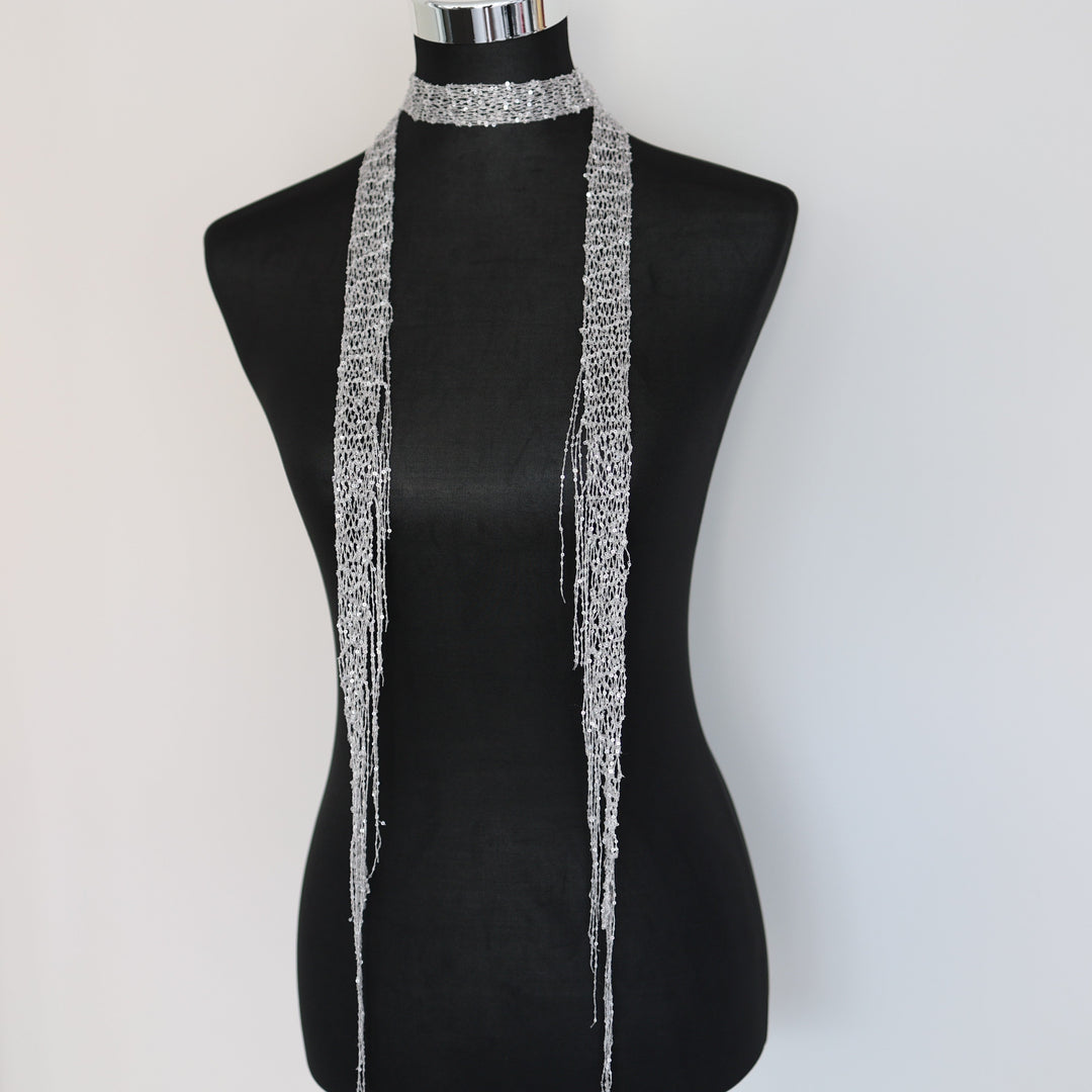 Handgestrickter Pailletten-Schal „Shimmer“ – Silber | Schmuckschal - BaryWoll